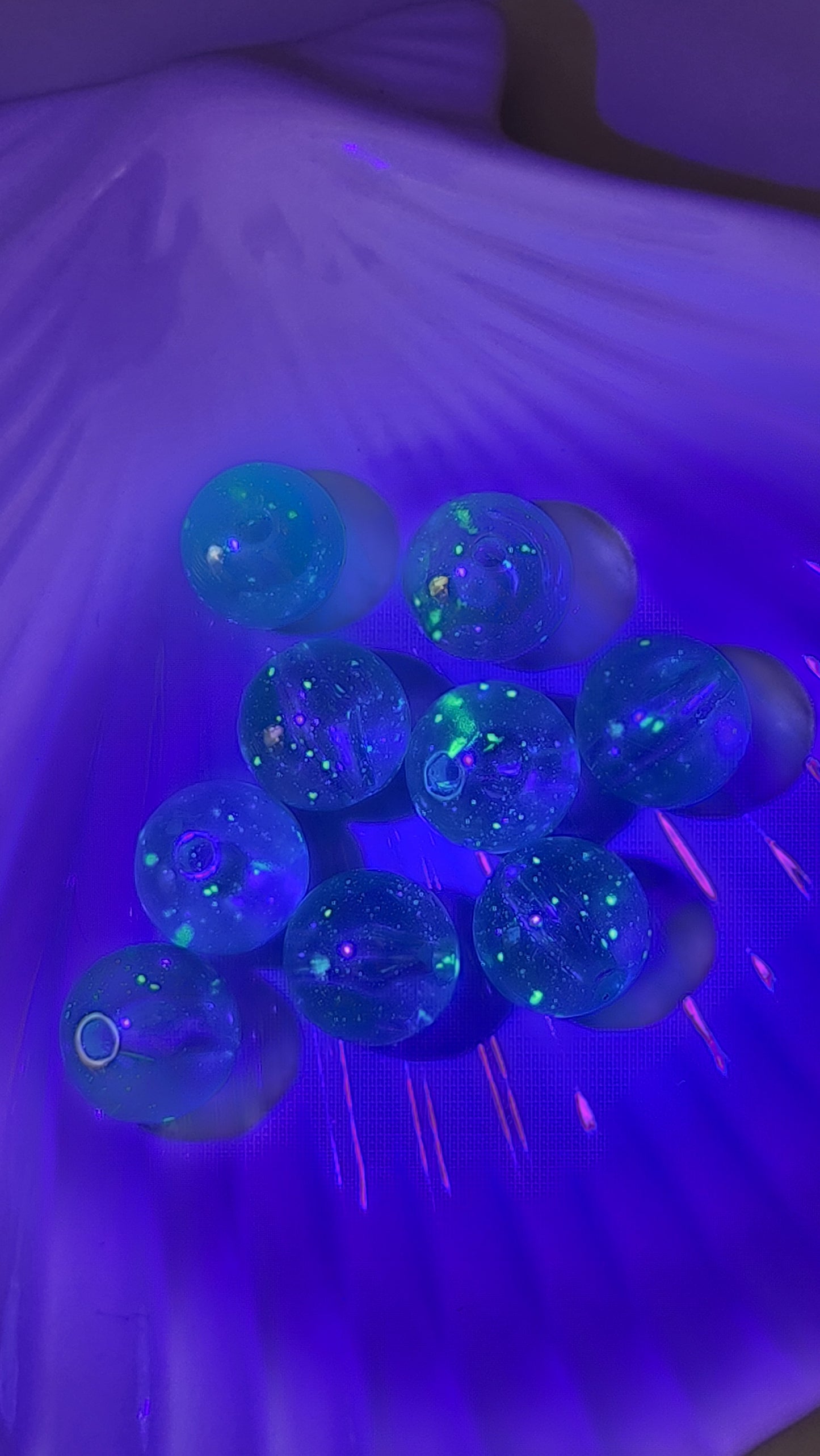 Glow-in-the-dark 16mm Beads | DIY Craft Supplies